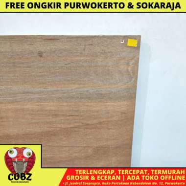 9 MM X 120 CM X 240 CM / NM TRIPLEK MULTIPLEK PAPAN KAYU 9 MM BIASA
