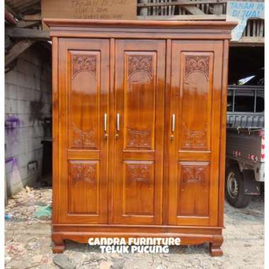 lemari pakaian jati 3 pintu kokoh dan tahan lama/candrafurniture Majapahit
