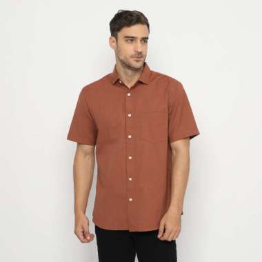 Platini Kemeja Pria Polos Lengan Pendek Katun Chambray Oxford 73319 Merah Bata S