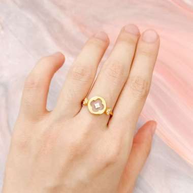 cincin unil model bunga kaca stylish elegan emas asli