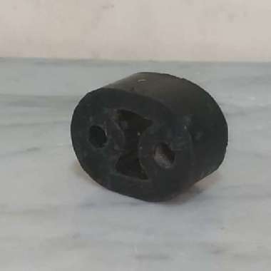 Karet Gantungan Knalpot Tengah Isuzu Panther TBR-52, TBR-54