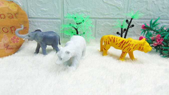 OCT21-1 Zoo The World Of Animals Mainan Edukasi Edukatif Anak Set 3pcs Miniatur Hewan Binatang Anima