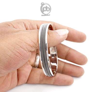 Gelang Open Bangle Wanita Pria Perak Bali 925 Pipih Jalin Tali Virtuoso 18 CM