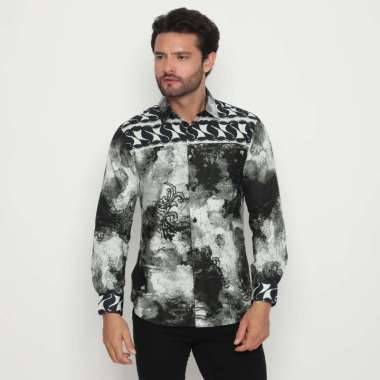 Platini Kemeja Batik Pria Lengan Panjang Katun Hijau 460601 S