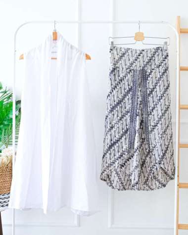 SETELAN OUTER BERLENGAN BATIK ONESET OUTER BATIK KULOT HIGHWAIST CARDIGAN BATIK OUTER PUTIH var2