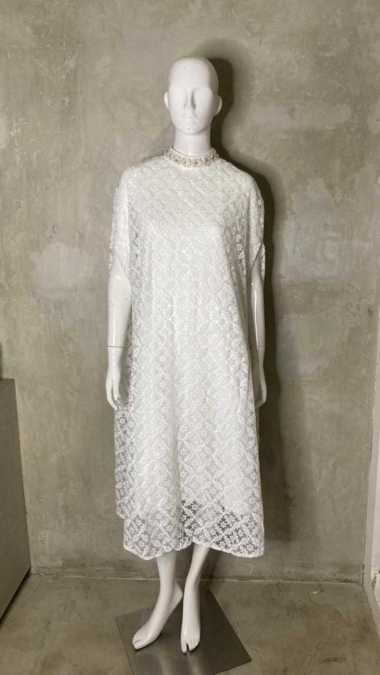 ICONS EMBELISHED TURTLE NECK LACE CAPE KAFTAN WANITA TNIC0709BB WHITE