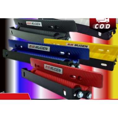 Tatakan Dudukan Cover Plat Nomor Mobil Universal Merah