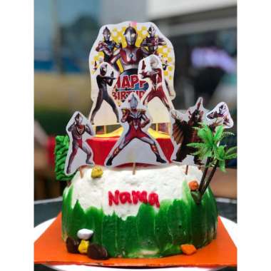CAKE KARAKTER AMBYAR NEW ULTRAMAN