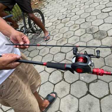 Bc Red Combo Set Pancing Baitcasting Joran 1.8 M Dan Reel Multicolor