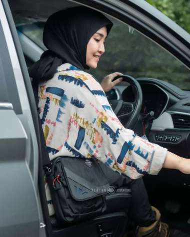 Tas Selempang / Travel Pouch Co-trek Oracle Include Rain Cover Terlaris