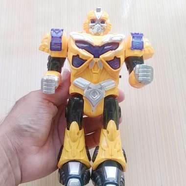 Mainan / Pajangan Figure Robot Transformer Elektrik Toys Bekas