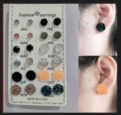 12 Pasang Anting Tusuk Wanita Desain Bunga Hias Berlian Imitasi Tahan Lama Untuk Pesta