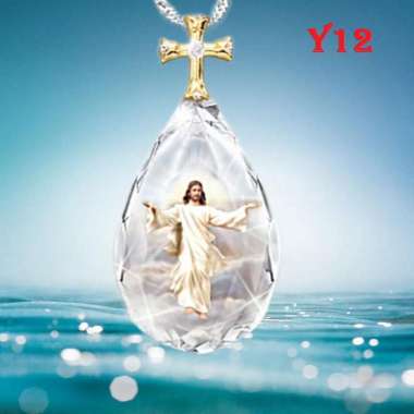 Rantai Kalung Chic Yesus Cahaya Suci Injil Crystal Y12