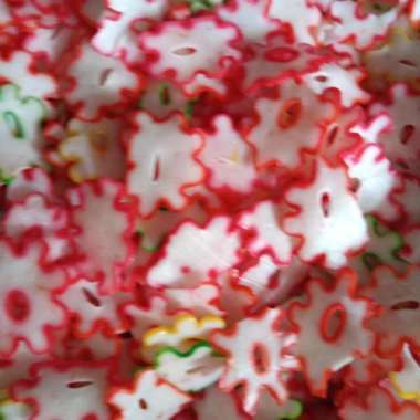 Kerupuk bawang bintang tersanjung mentah 1/2 kg