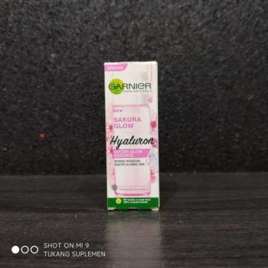Garnier Sakura Glow Hyaluron Water Glow Essence 30ml 30ml