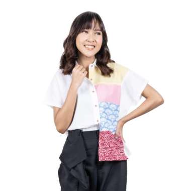 Kemeja Wanita - Bhatara Batik Modest 5506A Putih S-M
