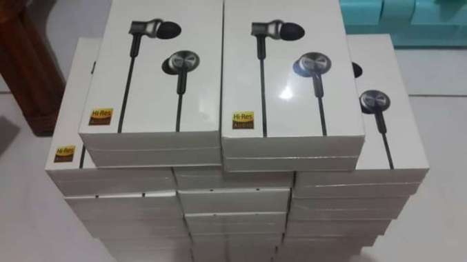 XIAOMI Mi in-Ear Headphones Pro HD Hybrid