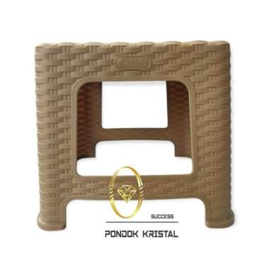Bangku Kecil/Kursi Kecil Plastik Motif Rajut Persegi /Kursi Rotan Anya Cream