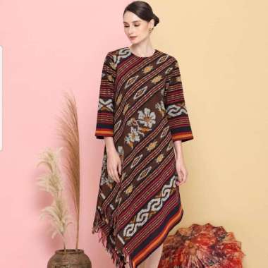 Model baju tenun ikat modern 2025