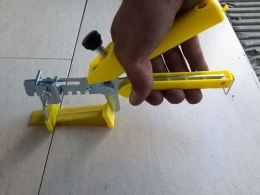 Tang Plier Tile Nat spacer leveling alat perata keramik granit *3T01 TERBAIK Multicolor