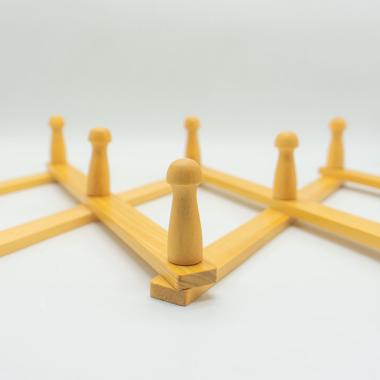 Gantungan Baju Kayu Model Lipat