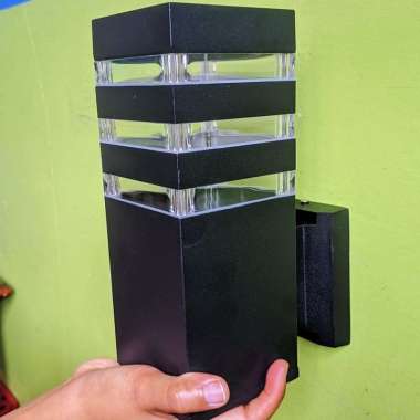 Lampu Dinding Minimalis Kotak Lampu Hias Outdoor Lampu Teras