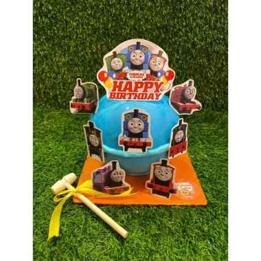 PillowCake Pinata Ball Thomas