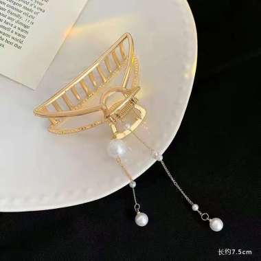 FG Jepit Rambut Butterfly Bentuk Hair Clips Kupu-Kupu Mutiara Vintage Bahan Metal Ukuran Besar Geome