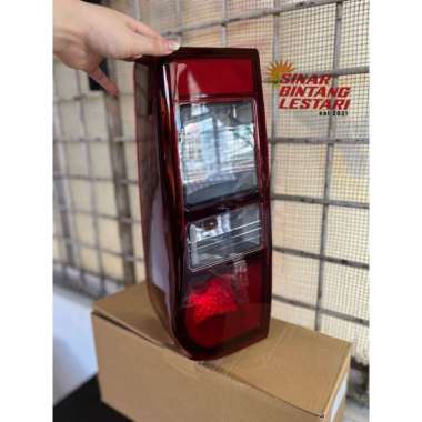 Lampu Stop - Stop Lamp Isuzu DMax Socket + Bohlam CPU Kanan