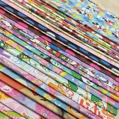 kertas kado pembungkus bingkisan kado Besar 70 x 100cm
