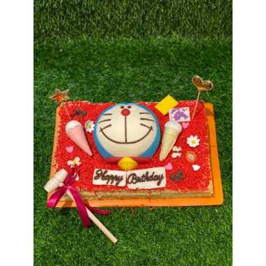 Pillow PINATA CAKE POOH ATM JadulPinata Doraemon