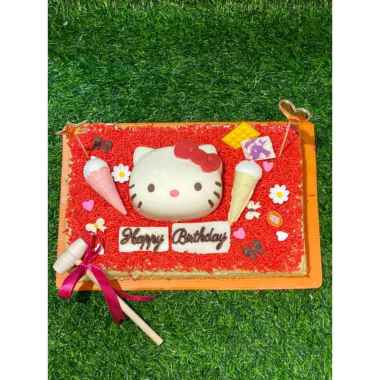 Pillow PINATA CAKE POOH ATM JadulPinataHelloKitt