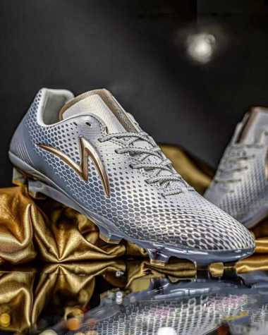 specs lightspeed omega lily white fg/in sepatu bola specs original sepatu bola 40