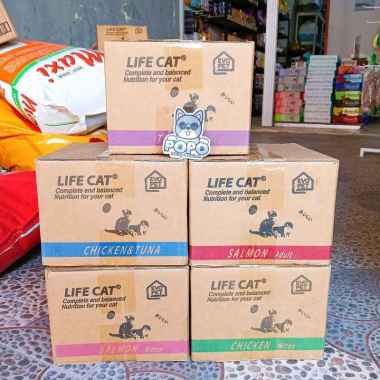 makanan kucing lifecat life cat pouch 1 dus box 24 pcs kitten salmon