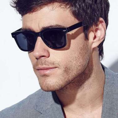 Kacamata gaya Sunglasses Wayfarer Vintage Retro Classic Fashion Hitam