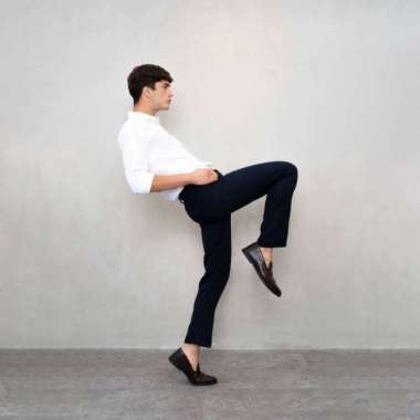 [BIG SIZE] Houseofcuff Celana Kerja Pria Slim Fit Formal Bahan Biru Navy 43