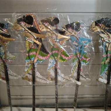 wayang kulit dewi sri,uma,kunthi,drupadi,shinta