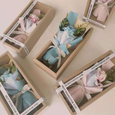 Mini Bouquet Box Flower Karangan Bunga RANDOM
