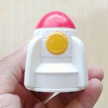 Mainan / Pajangan Mini Figure Roket / Rocket Pullback Toys Bekas