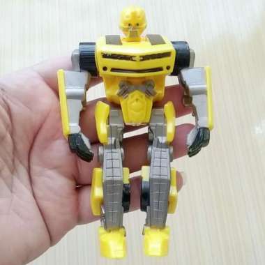 Mainan / Pajangan Patung Figure Robot Transformer Bumblebee Bekas