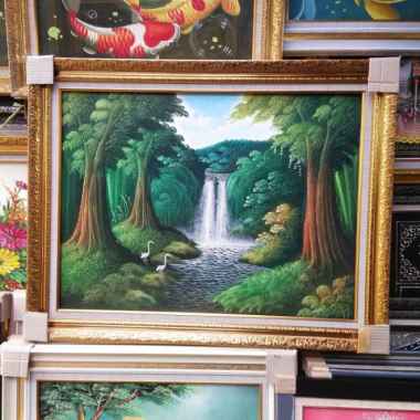 stylo lukisan air terjun