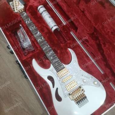 IBANEZ PIA3761 STEVE VAI Signature Electric Guitar with Hardcase | PIA STALLION WHITE