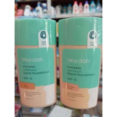 Foundation cair wardah / wardah everyday luminous liquid foundation spf 15 Light beige