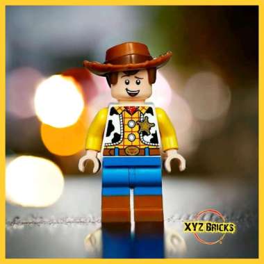 LEGO TOY016 - Toy Story Woody Minifigure with Open Mouth Smile Head