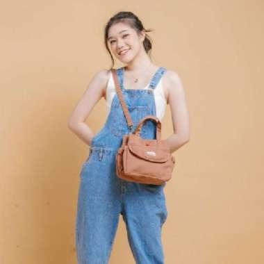 Evroa Clay Sling Bag - Brownie