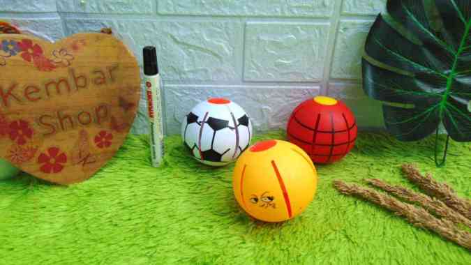 UFO-BALL-MINI NYALA LAMPU! Mainan Anak Magic Mini Ball Bola Ajaib Ufo Dengan Lampu