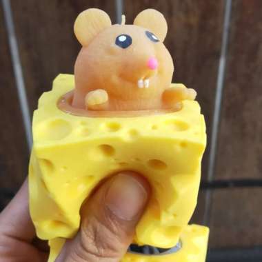 Mainan Pop it Squishy Pohon Tupai Karet Silikon / Mainan Tupai LucU / Mainan Penghilang/pelepas Stre