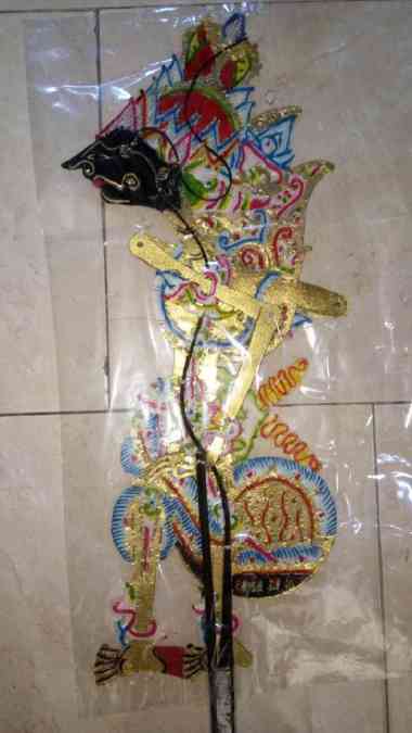 wayang kulit prabu batara kresna /kresna kuning(73 cm)