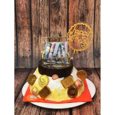 Cake Ambyar Uang dan Emas