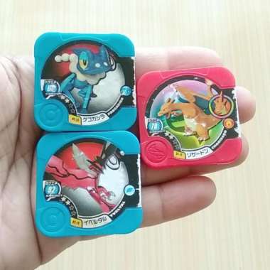 Paket 3 Pokemon Chip Tretta Trophy Class Charizard Frogadier Yveltal